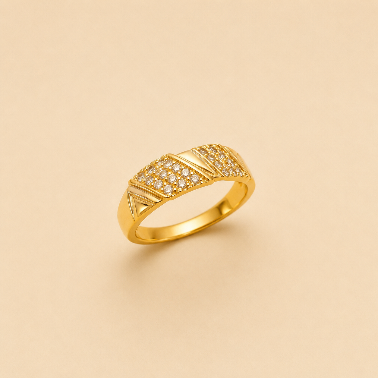 Classic Diamond Pavé Gold Ring ✨